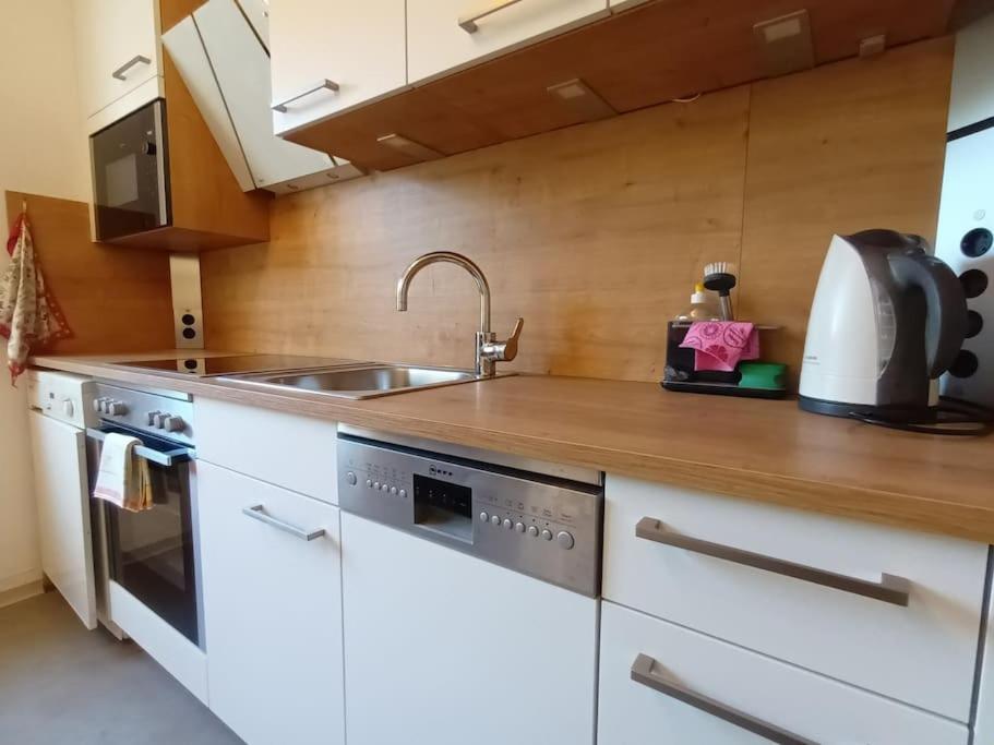 Modernes Apartment In Wien Exteriör bild